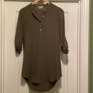 ‘About a girl’ midi-dress